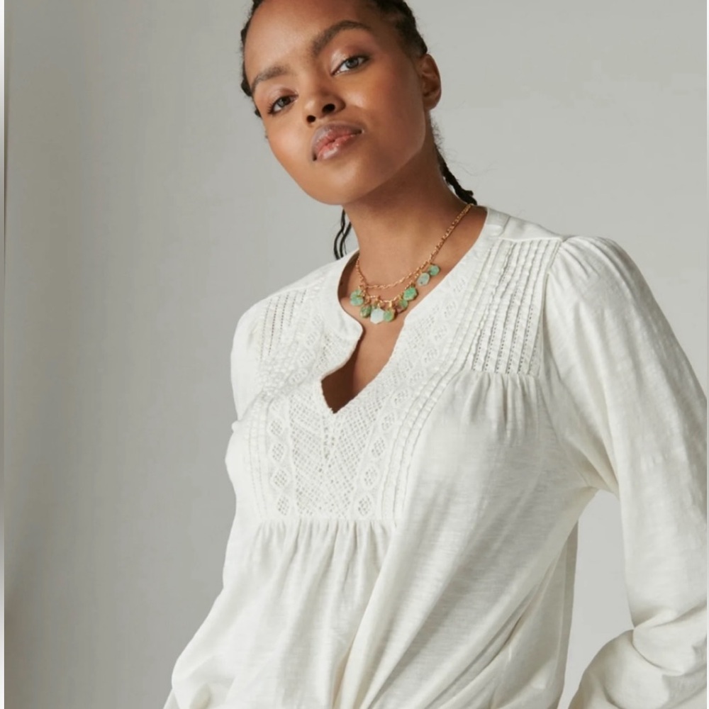 Lucky Brand Cotton V neck peasant Top